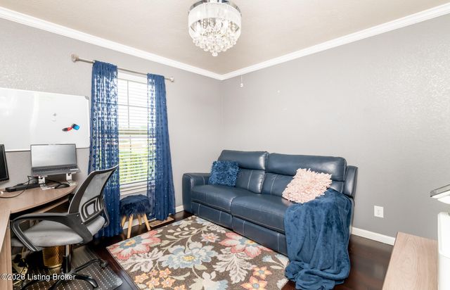 9409 Mossy Creek Way, Louisville, KY 40229