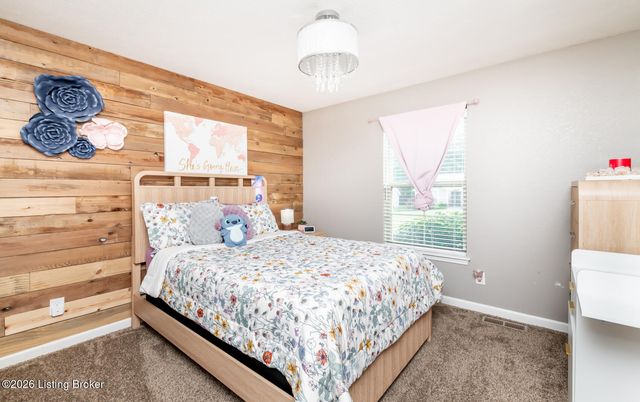 9409 Mossy Creek Way, Louisville, KY 40229
