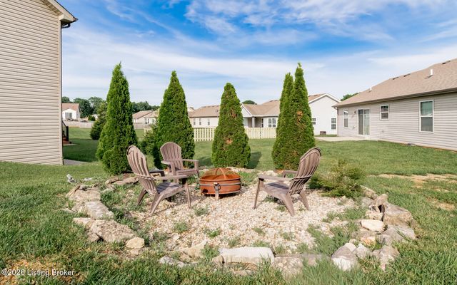 9409 Mossy Creek Way, Louisville, KY 40229