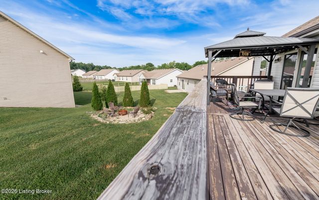 9409 Mossy Creek Way, Louisville, KY 40229