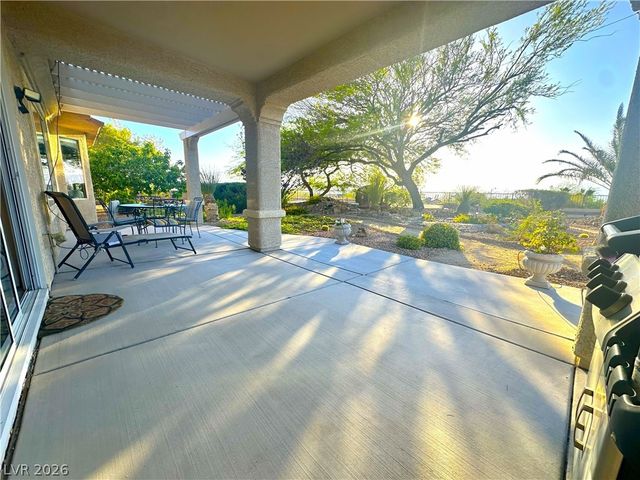 2988 Yellow Springs Court, Henderson, NV 89052