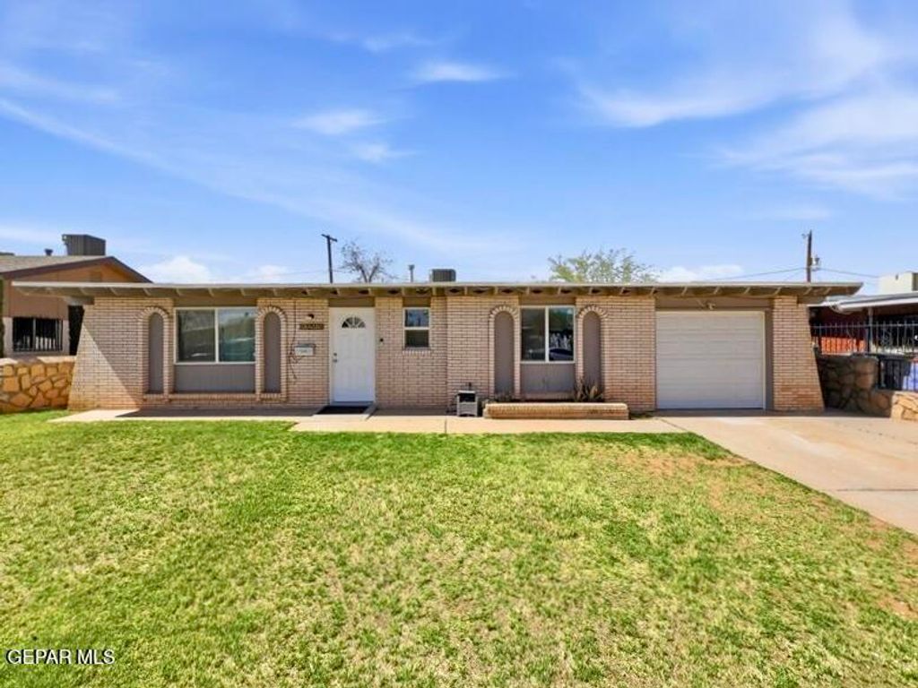 10541 CLEARWATER Street, El Paso, TX 79924