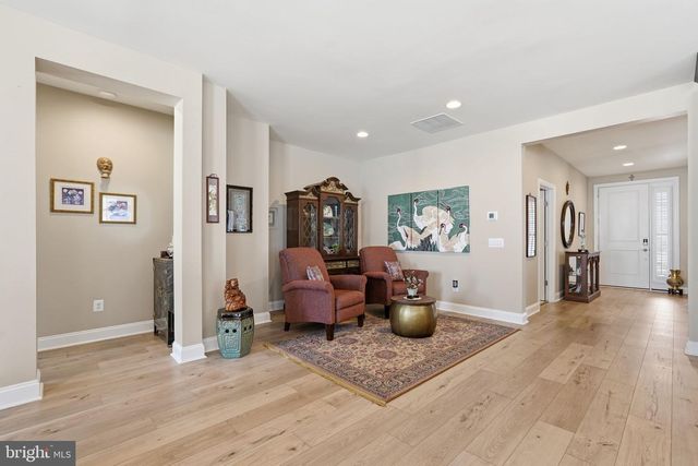 110 VICEROY WAY, Lake Frederick, VA 22630