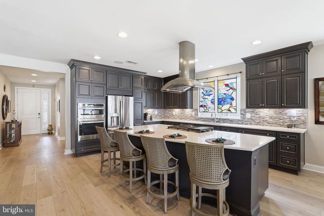 110 VICEROY WAY, Lake Frederick, VA 22630