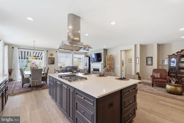 110 VICEROY WAY, Lake Frederick, VA 22630