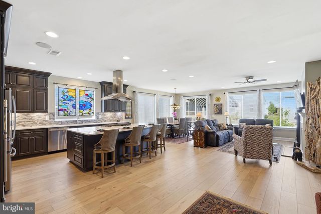 110 VICEROY WAY, Lake Frederick, VA 22630