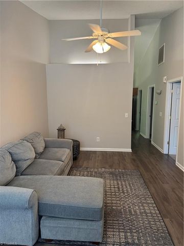 196 Bethania Oaks Circle, Pfafftown, NC 27040