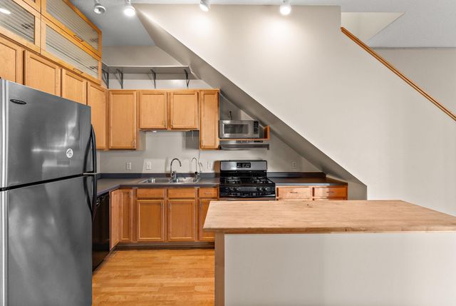 2650 University Avenue W 318, Saint Paul, MN 55114