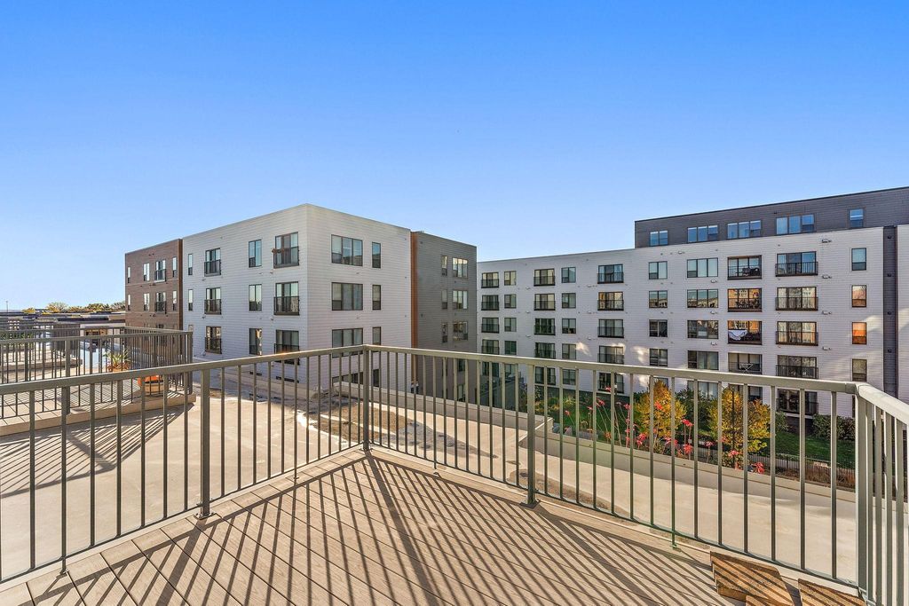 2650 University Avenue W 318, Saint Paul, MN 55114