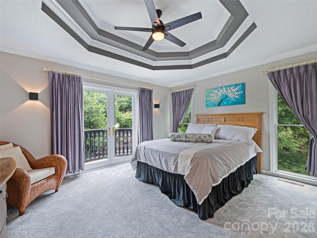 9 Perrion Avenue, Weaverville, NC 28787