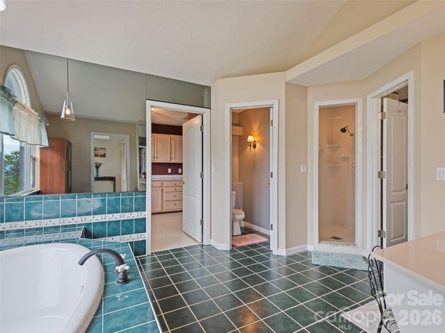 9 Perrion Avenue, Weaverville, NC 28787