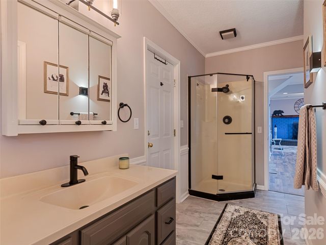 9 Perrion Avenue, Weaverville, NC 28787