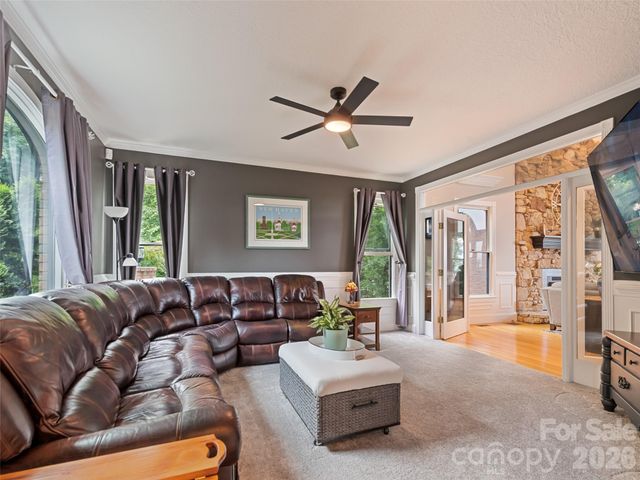 9 Perrion Avenue, Weaverville, NC 28787