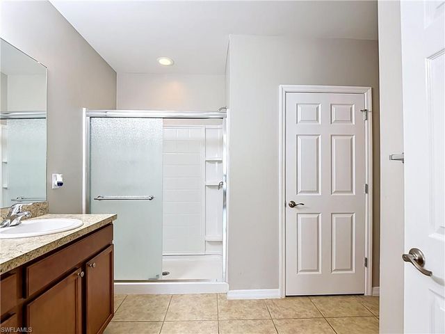 330 SW 31st ST, Cape Coral, FL 33914