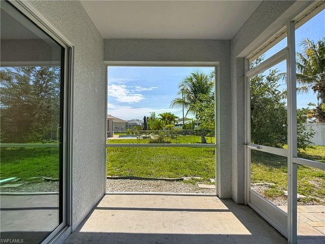 330 SW 31st ST, Cape Coral, FL 33914