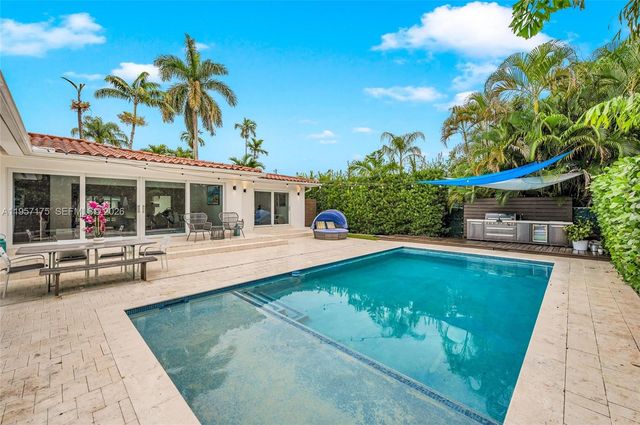 1080 NE 104th St, Miami Shores, FL 33138