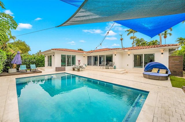 1080 NE 104th St, Miami Shores, FL 33138