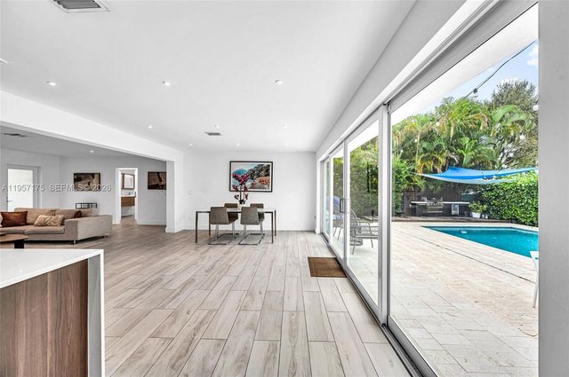 1080 NE 104th St, Miami Shores, FL 33138