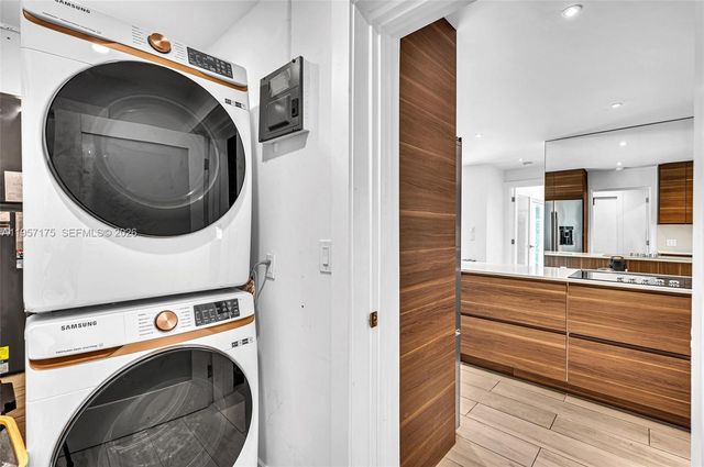 1080 NE 104th St, Miami Shores, FL 33138