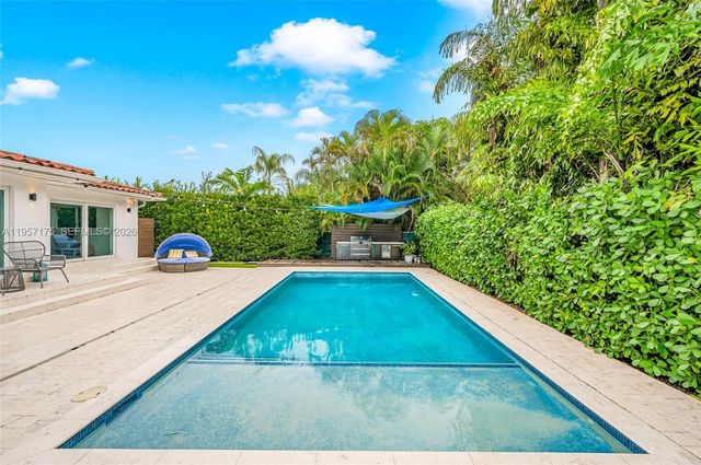 1080 NE 104th St, Miami Shores, FL 33138