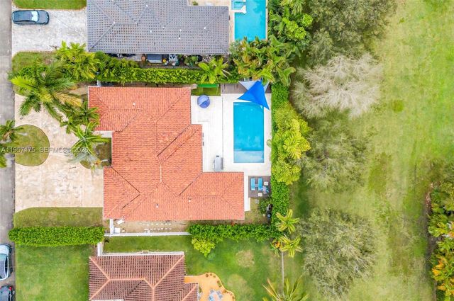 1080 NE 104th St, Miami Shores, FL 33138