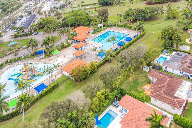 1080 NE 104th St, Miami Shores, FL 33138