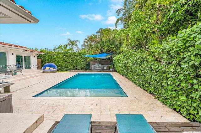 1080 NE 104th St, Miami Shores, FL 33138