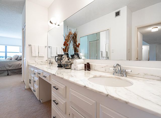 5000 N Ocean Blvd Apt 1609, Fort Lauderdale, FL 33308