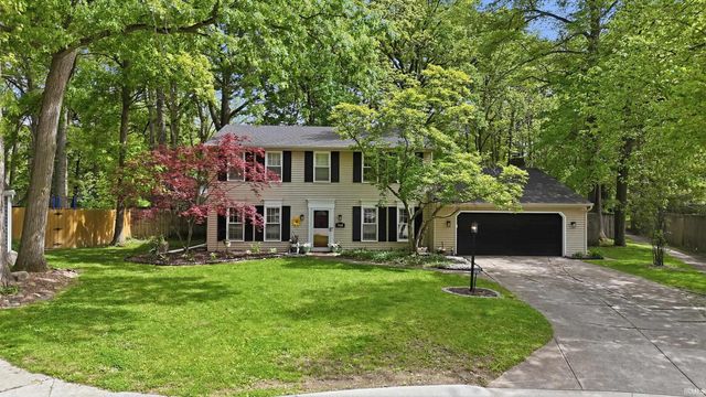 5018 Oak Creek Court, Fort Wayne, IN 46835