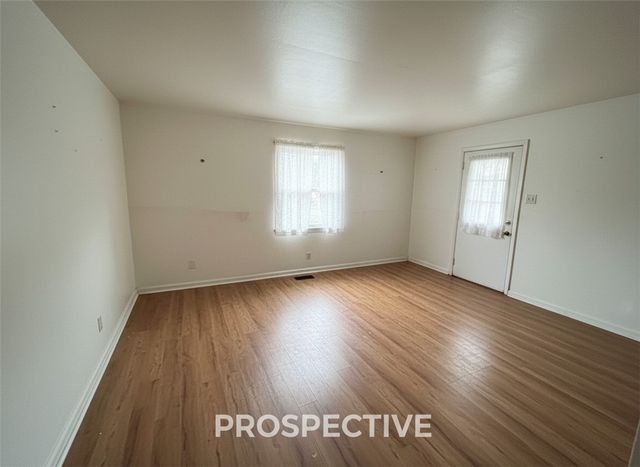 311 Magazine St, Carnegie, PA 15106