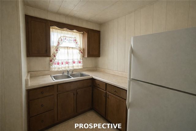 311 Magazine St, Carnegie, PA 15106