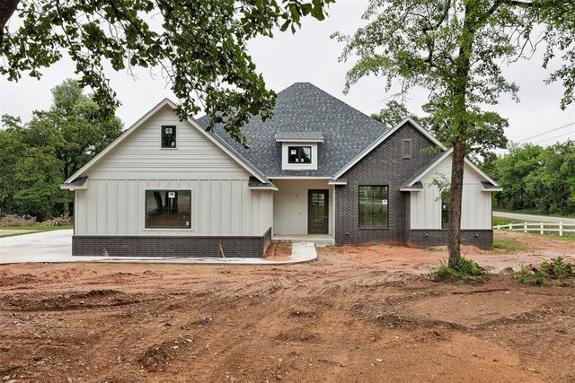 30 N Oaks Road, Harrah, OK 73045