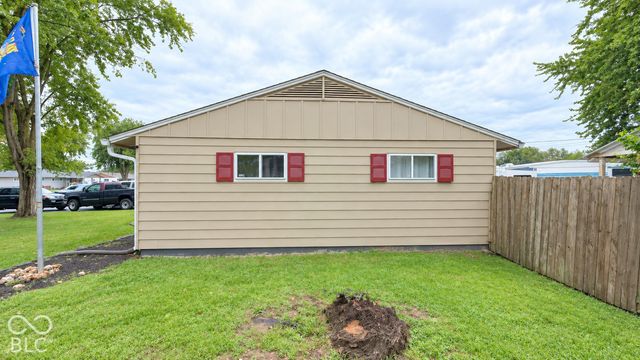 4051 Standish Drive, Indianapolis, IN 46221