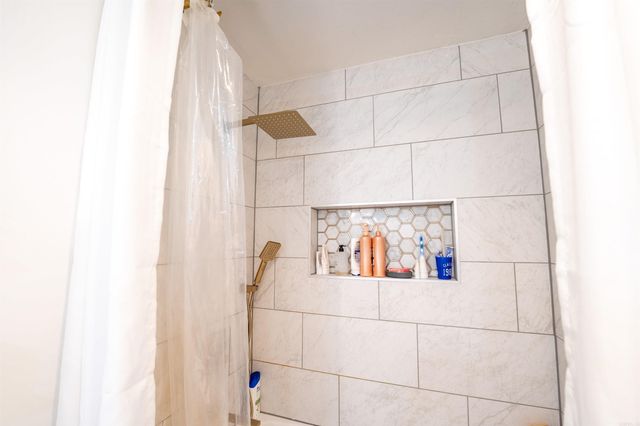 220 W Lawson Road, Alexander, AR 72002