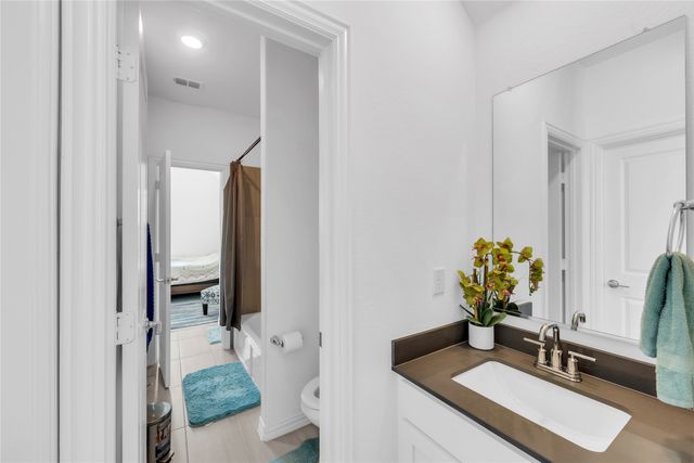 2218 Christopher Lane, Euless, TX 76040