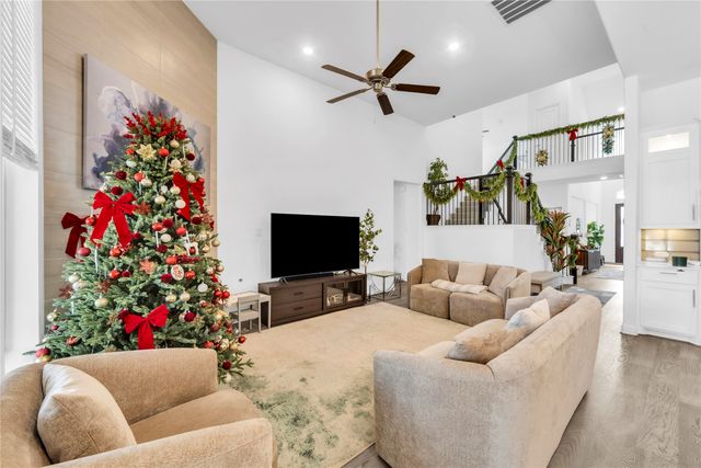 2218 Christopher Lane, Euless, TX 76040