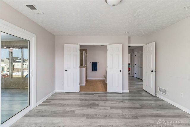 8041 Bushclover Drive, Tipp City, OH 45371