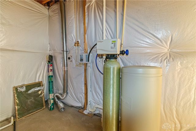 8041 Bushclover Drive, Tipp City, OH 45371