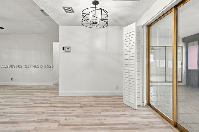 5206 Garfield St, Hollywood, FL 33021