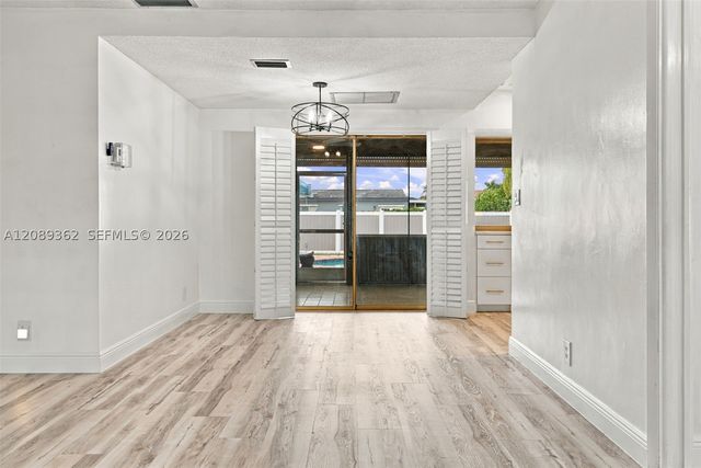 5206 Garfield St, Hollywood, FL 33021