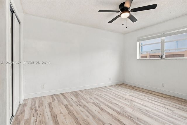 5206 Garfield St, Hollywood, FL 33021