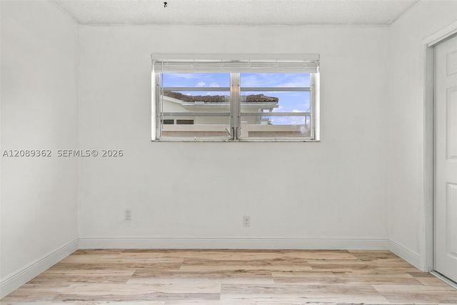 5206 Garfield St, Hollywood, FL 33021