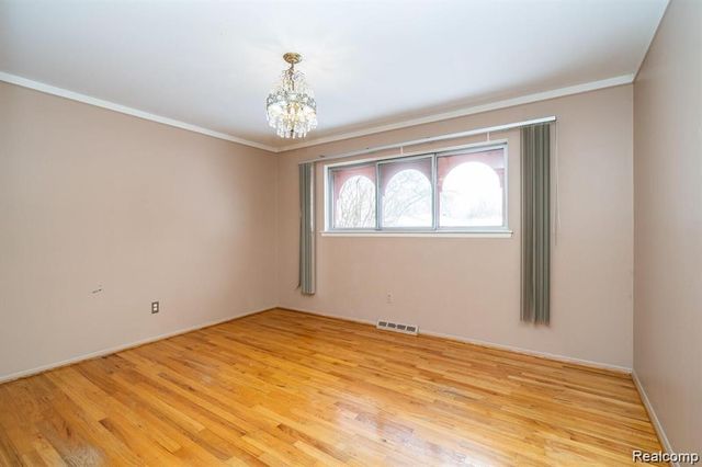 14066 Castle Avenue, Warren, MI 48088