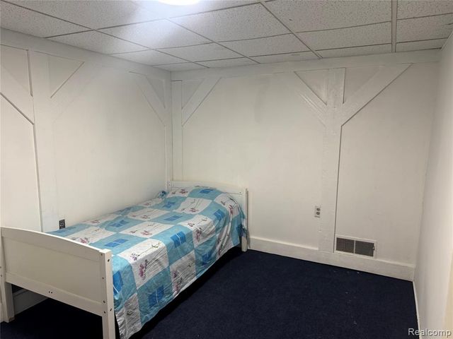 14066 Castle Avenue, Warren, MI 48088