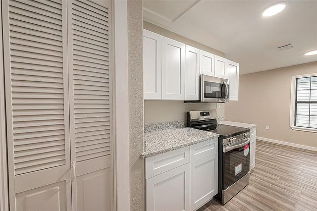 3 Jennische Street, Baytown, TX 77520