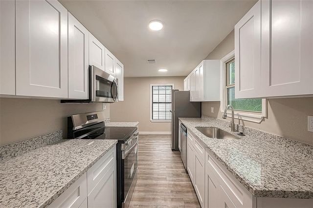 3 Jennische Street, Baytown, TX 77520