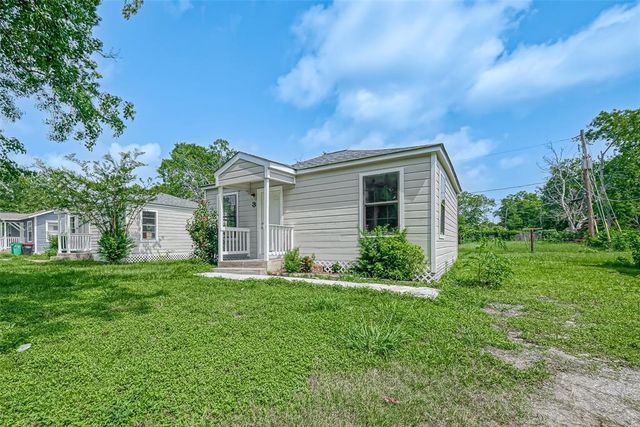 3 Jennische Street, Baytown, TX 77520