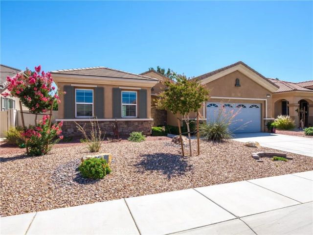 10219 Darby Road, Apple Valley, CA 92308