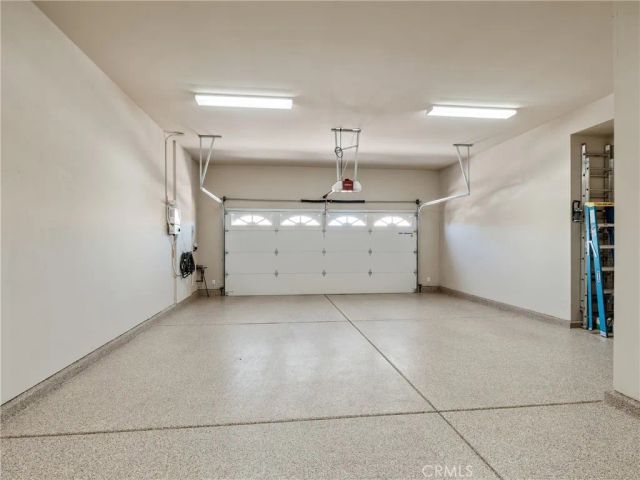 10219 Darby Road, Apple Valley, CA 92308