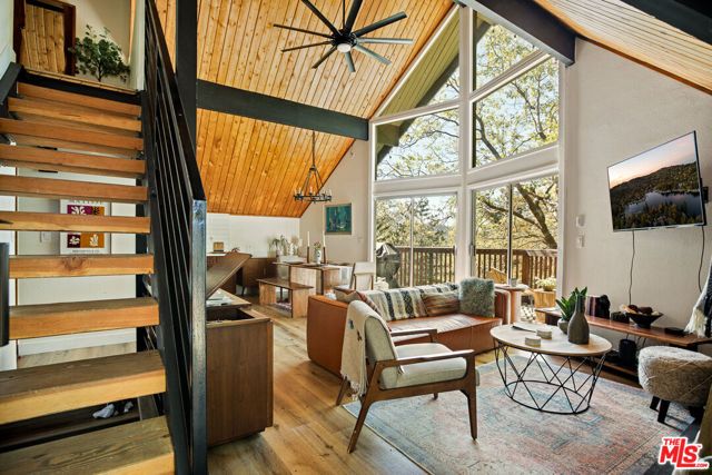 26364 Thunderbird Drive, Lake Arrowhead, CA 92352
